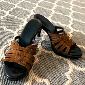 Cole Haan Cushioned Sandals!